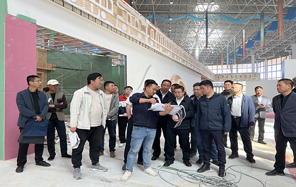 甘南州領(lǐng)導(dǎo)蒞臨70周年成就展施工現(xiàn)場(chǎng)檢查指導(dǎo)