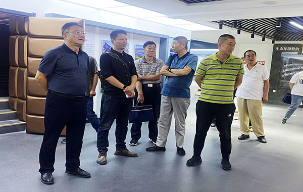 甘肅林業(yè)和草原局專家領(lǐng)導(dǎo)檢查參觀祁連山國(guó)家公園生態(tài)體驗(yàn)館