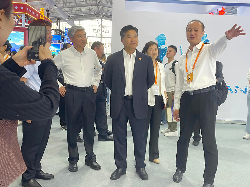 2025年9月10日由我公司設(shè)計(jì)搭建的甘肅展館，在中國(guó)國(guó)際服務(wù)貿(mào)易交易會(huì)精彩亮相